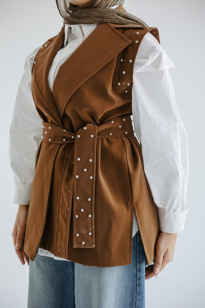 Studded Faux-Leather Belted Vest in Havan