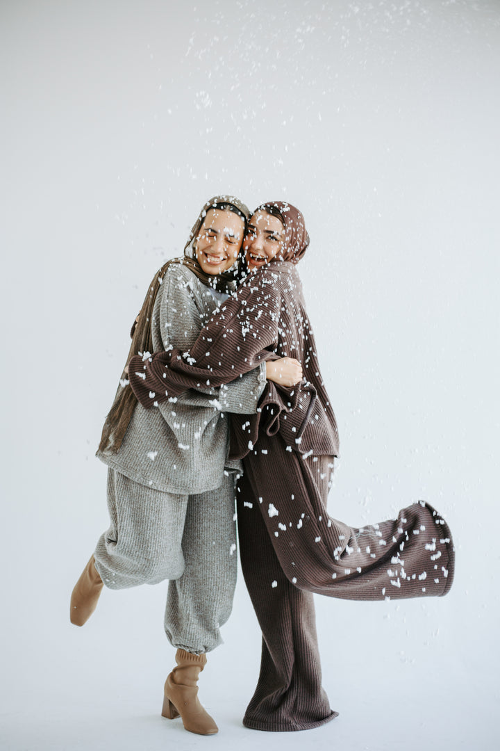 Winter Glow Set in Brown