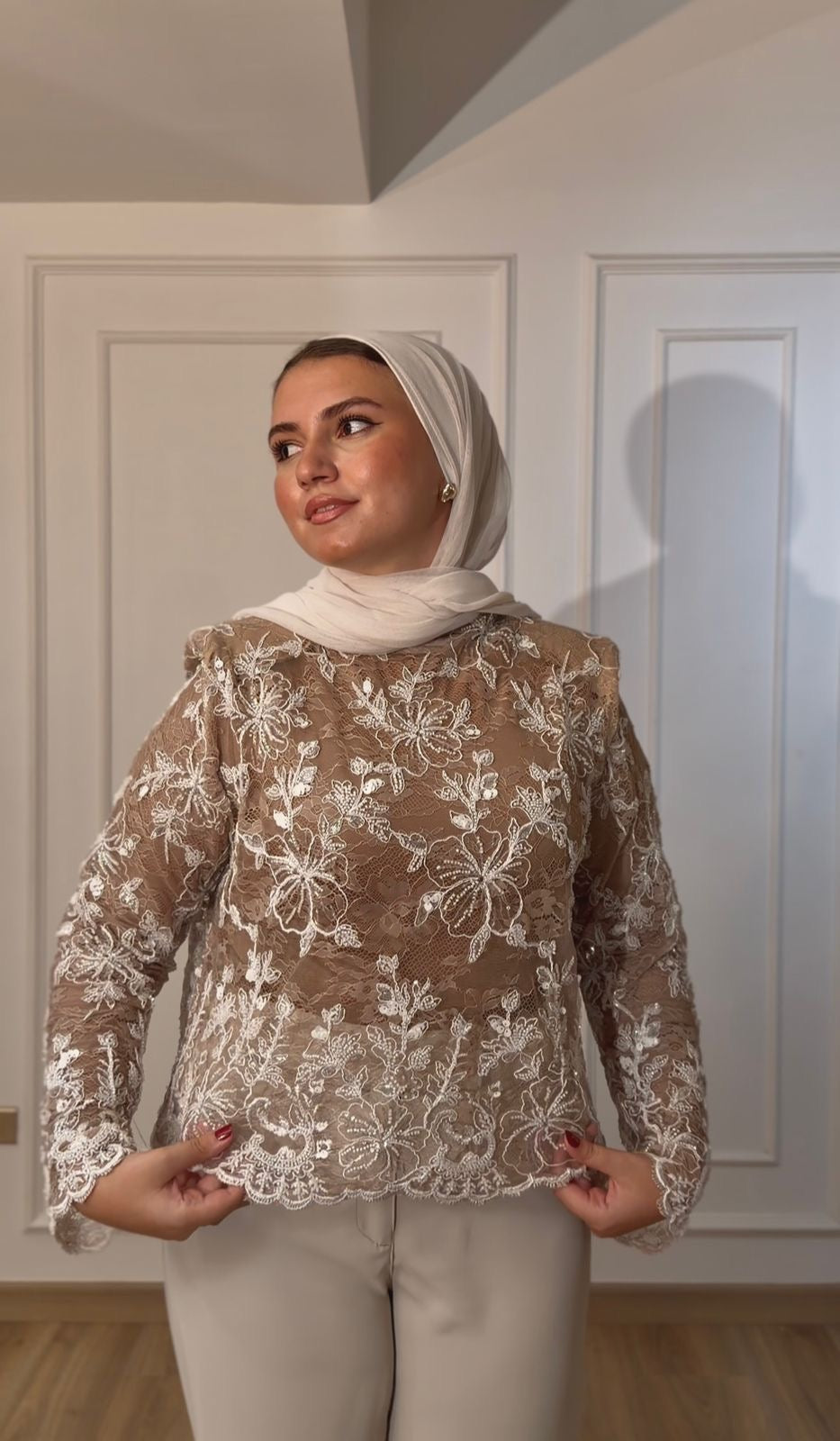Luxury blouse in Mocha