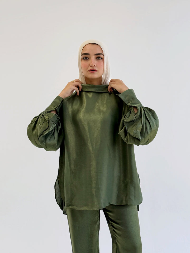 Glorious set-olive