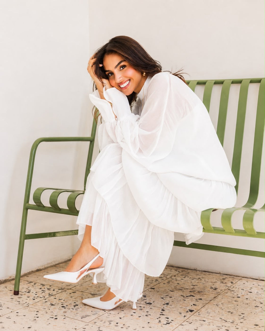 Shimmery Set in White