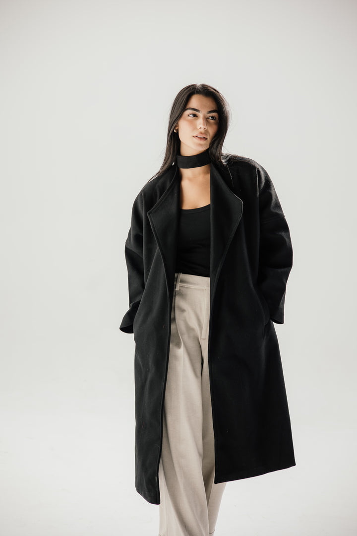 Belted collar coat- black