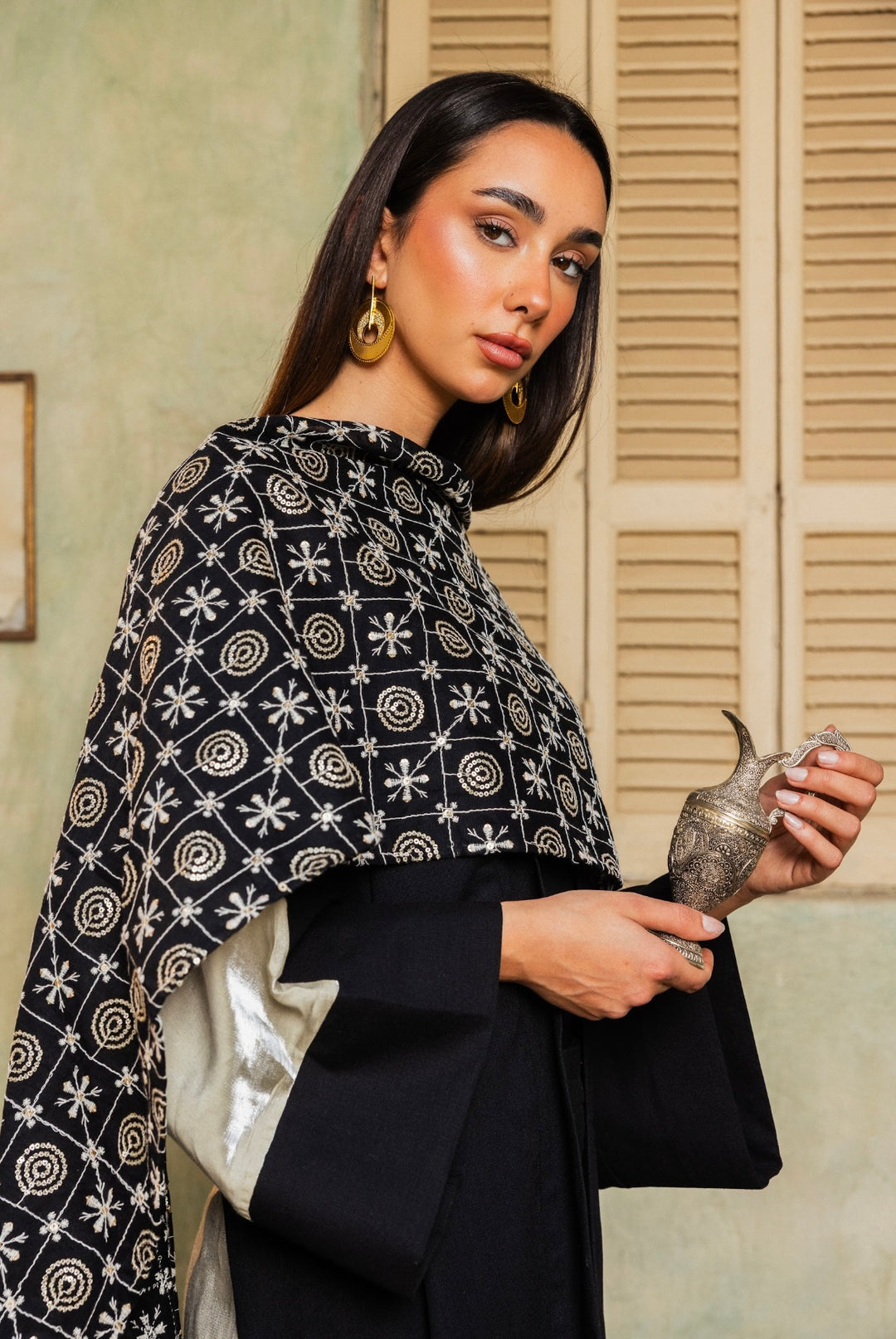 Zeina in Black