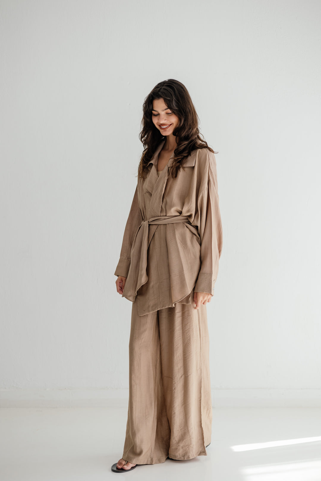 Lily in beige