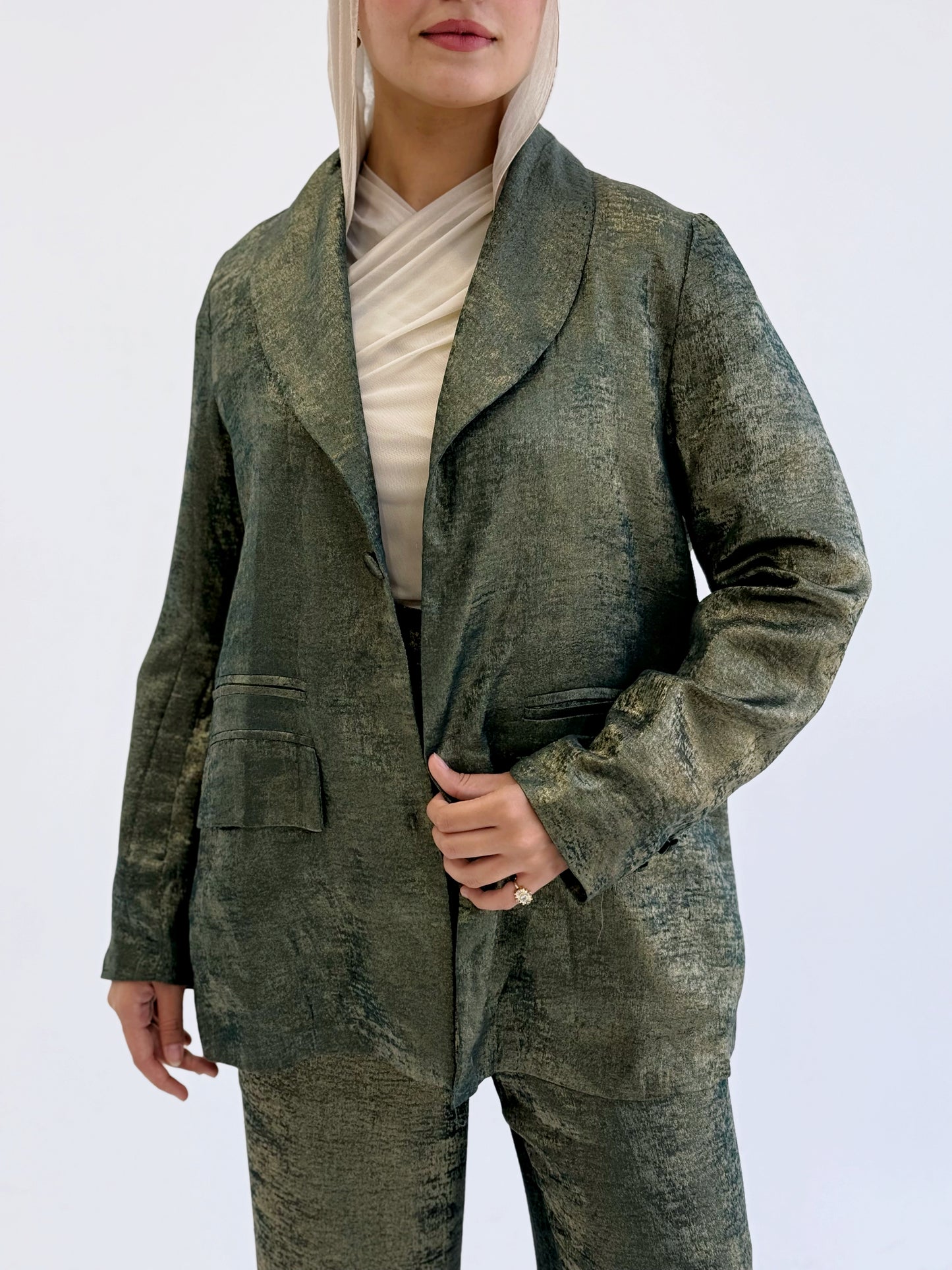 Naya set-olive