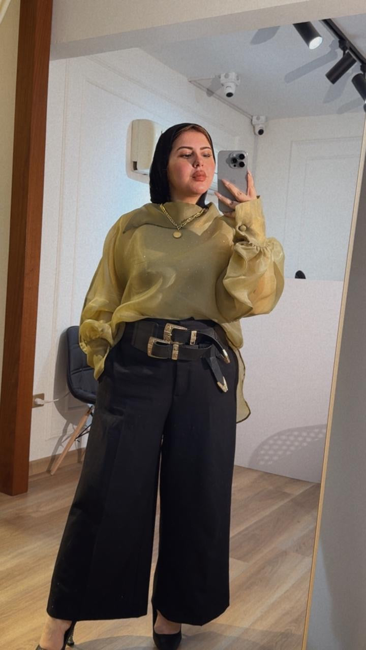 Crystal Neck Blouse in Salted Caramel