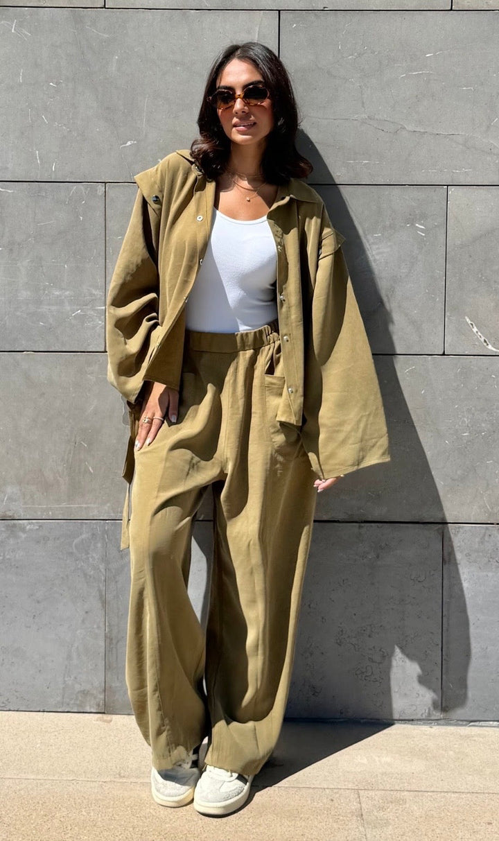 Ready to Go Set in Olive-Green