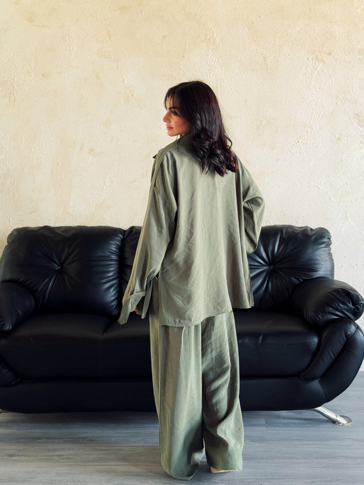 Basic Mood Set in Olive