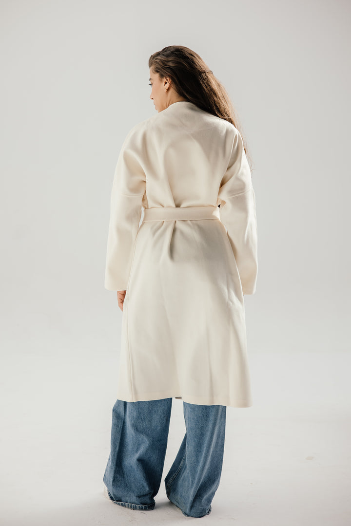 Belted collar coat - off white
