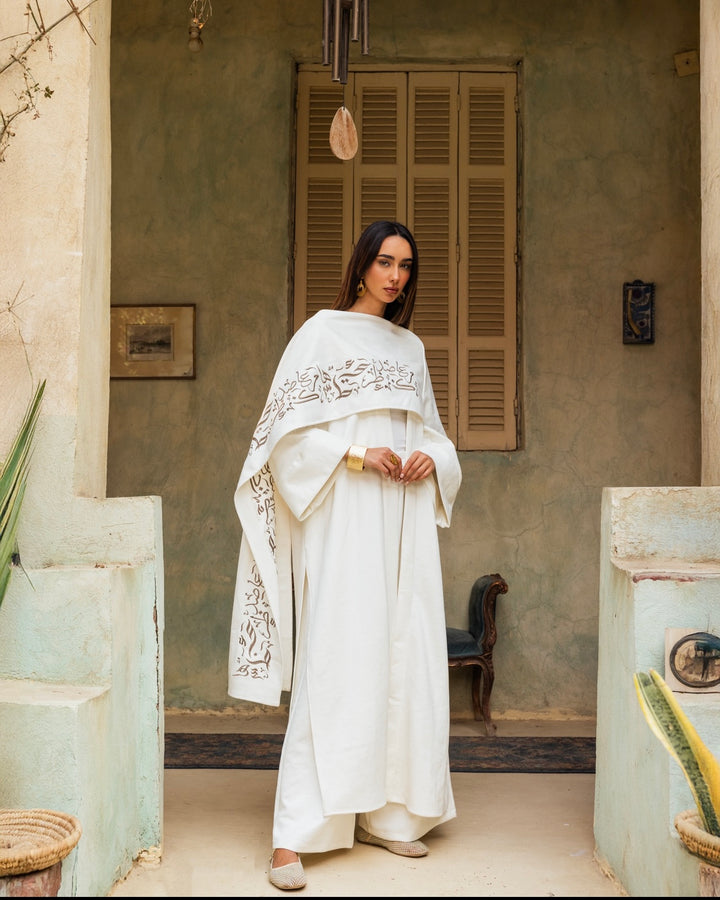 Farida suede Set in Off-White