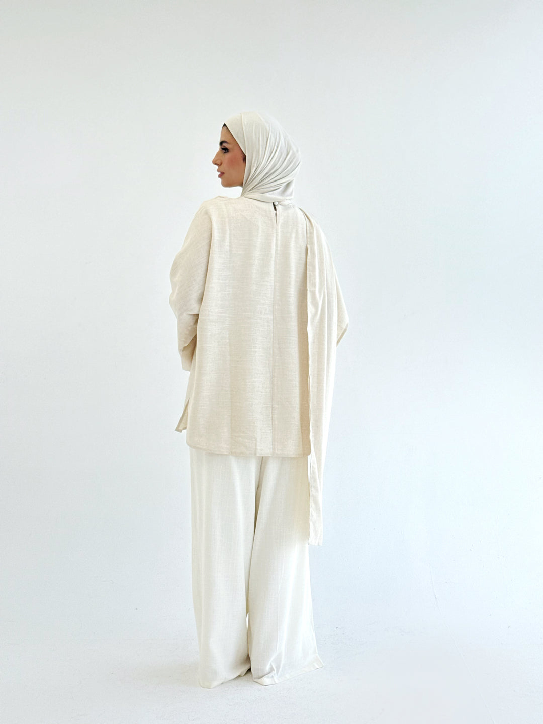 Linen blouse-beige