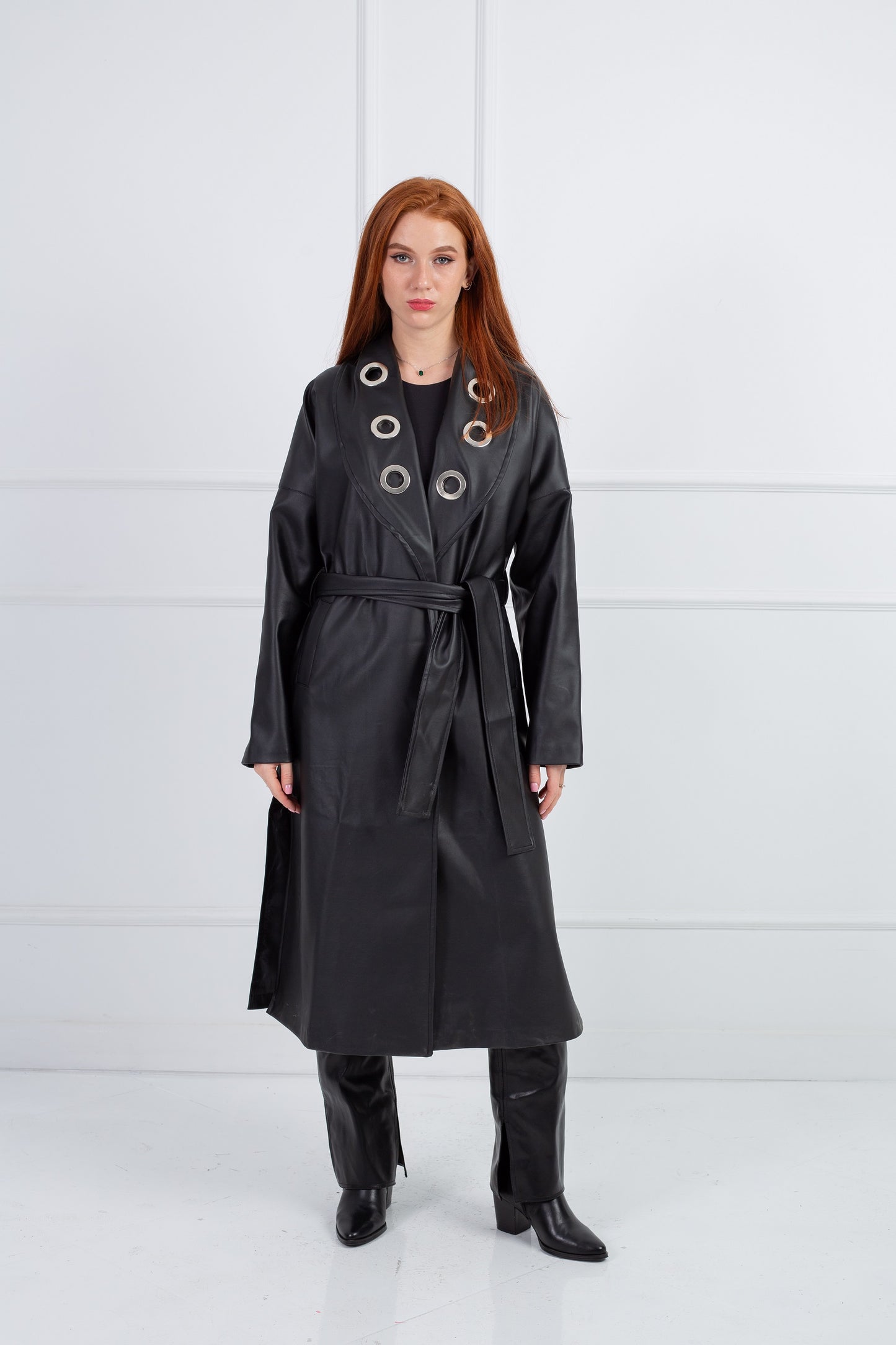 Collar Eyelet Coat _ Black