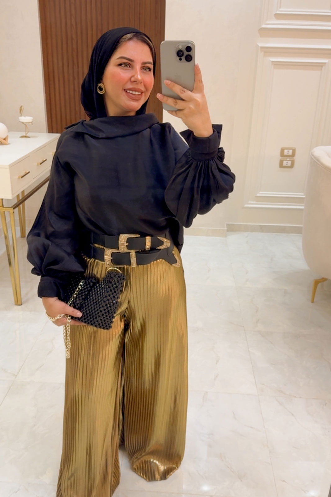 Pleated Pants_ Gold